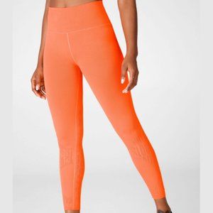 NWT High-Waisted SculptKnit Kick Butt 7/8